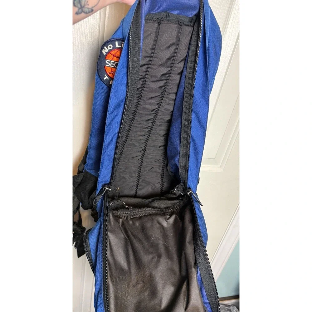 VNTG Eagle Creek Blue Black Utility Hiking Camping Backpack Sector Watch